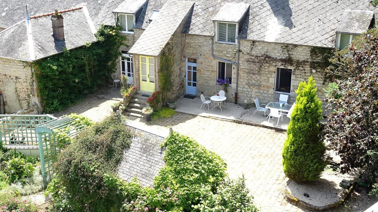 Le Glycine A Manoir Sainte Cecile Appartement Juvigny-Val-d'Andaine Buitenkant foto